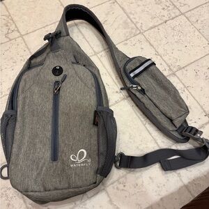 WATERFLY Gray Crossbody Bag for Women